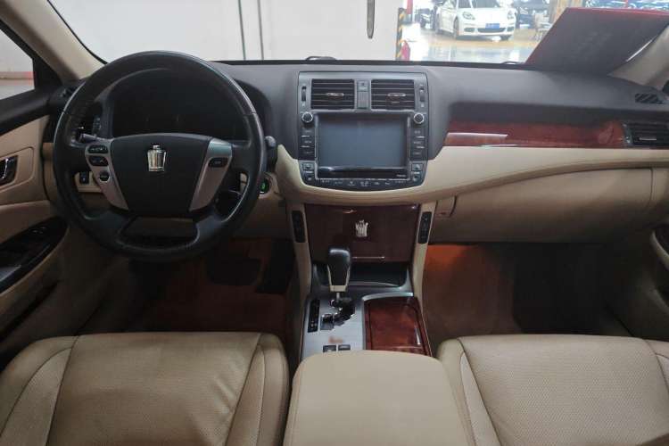 Used Toyota Crown 2012 2.5L Royal Leather Edition Interior 3