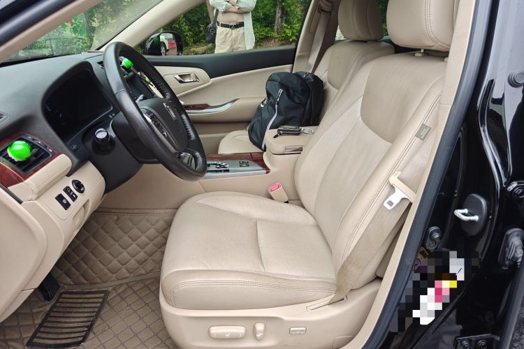 Used Toyota Crown 2012 2.5L Royal Leather Edition Left Front Seat