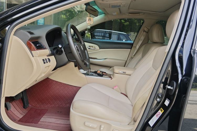 Used Toyota Crown 2012 2.5L Royal Leather Edition Left Front Seat