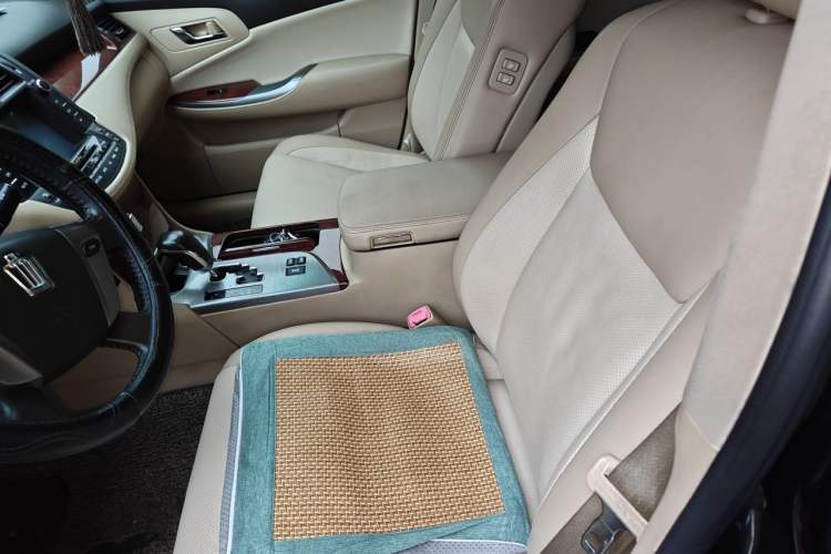 Used Toyota Crown 2012 2.5L Royal Navigation Edition Left Front Seat