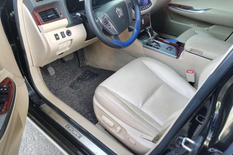Used Toyota Crown 2012 2.5L Royal Left Front Seat