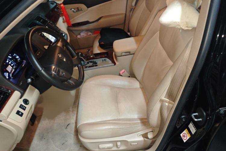 Used Toyota Crown 2012 2.5L Royal Leather Edition Left Front Seat