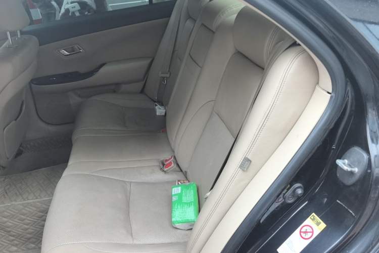 Used Toyota Crown 2012 2.5L Royal Leather Edition Left Rear Seat