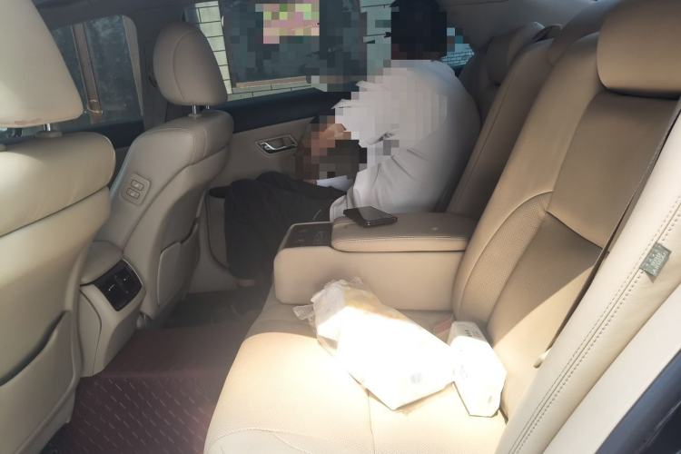 Used Toyota Crown 2012 2.5L Royal Leather Edition Left Rear Seat