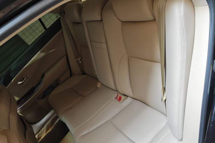 Used Toyota Crown 2012 2.5L Royal Left Rear Seat