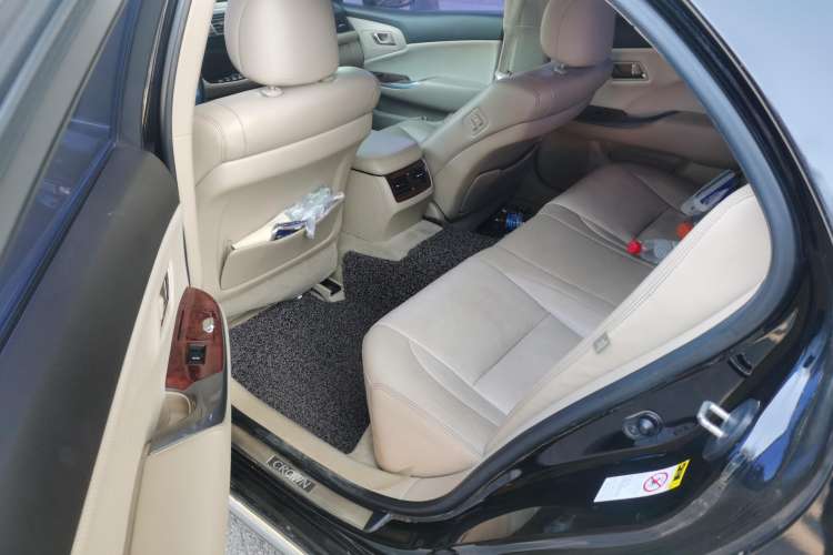 Used Toyota Crown 2012 2.5L Royal Left Rear Seat