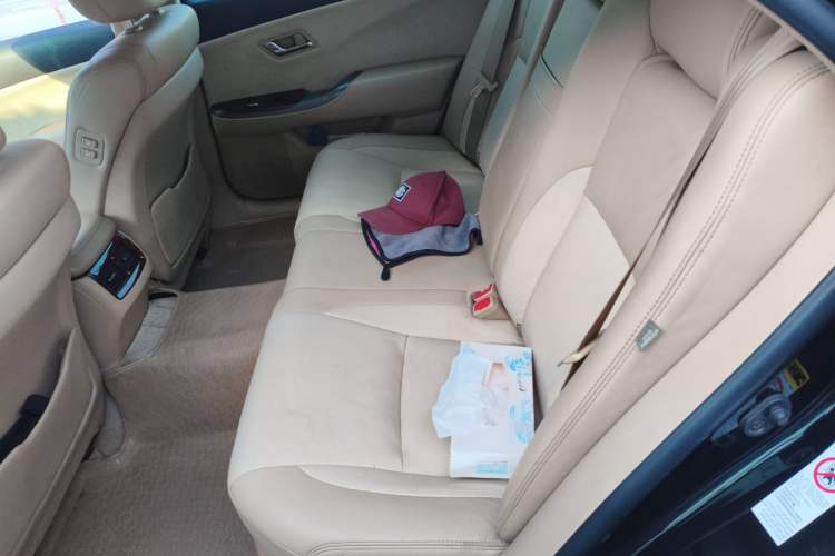 Used Toyota Crown 2012 2.5L Royal Leather Edition Left Rear Seat