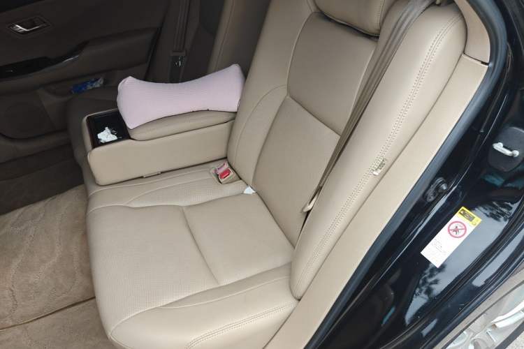 Used Toyota Crown 2012 2.5L Royal Left Rear Seat