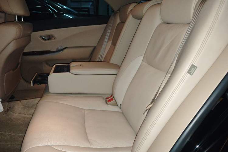 Used Toyota Crown 2012 2.5L Royal Leather Edition Left Rear Seat