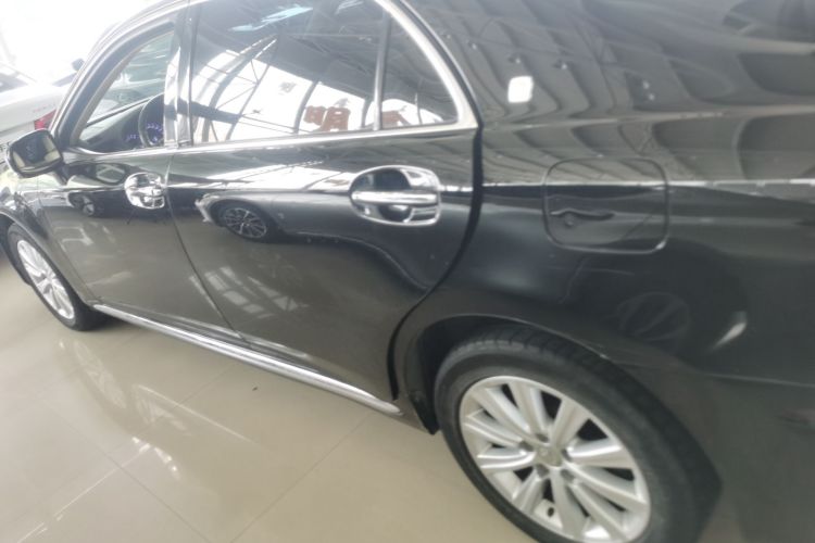 Used Toyota Crown 2012 2.5L Royal Leather Edition Left Side