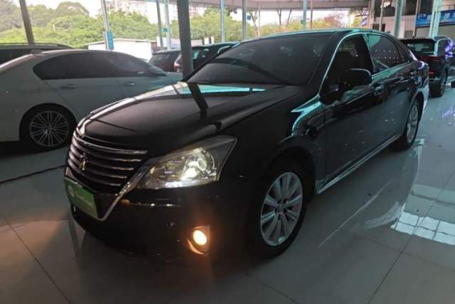 Used Toyota Crown 2012 2.5L Royal Leather Edition