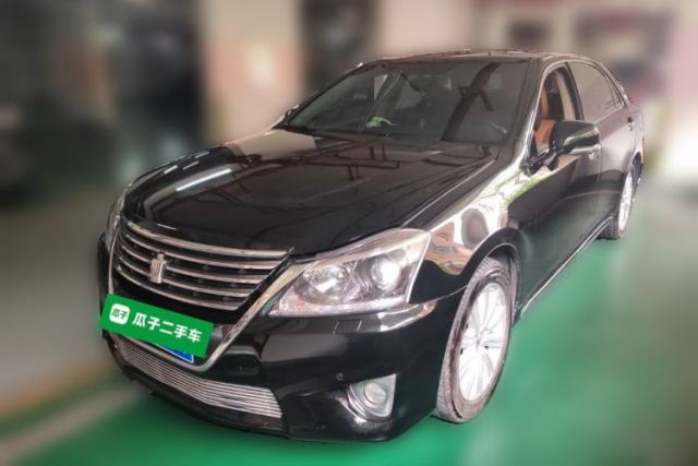 Used Toyota Crown 2012 2.5L Royal Leather Edition