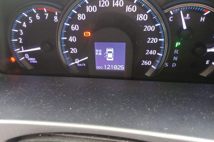 Used Toyota Crown 2012 2.5L Royal Leather Edition Odometer Close Up