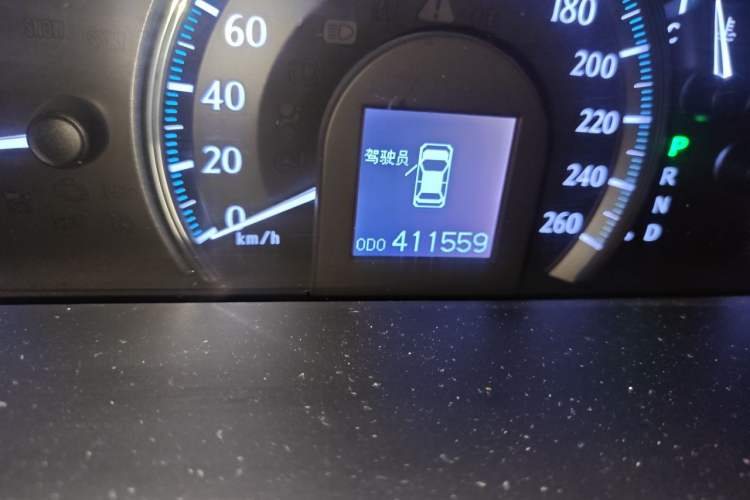 Used Toyota Crown 2012 2.5L Royal Navigation Edition Odometer Close Up