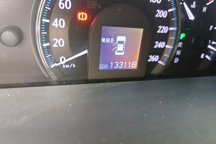 Used Toyota Crown 2012 2.5L Royal Leather Edition Odometer Close Up
