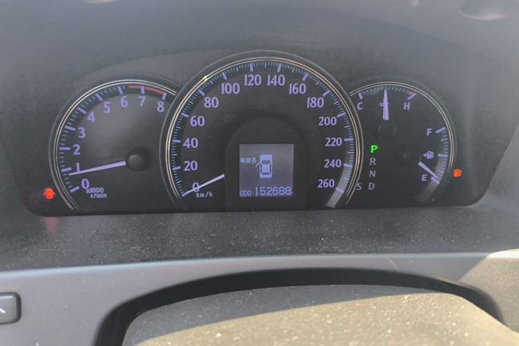 Used Toyota Crown 2012 2.5L Royal Leather Edition Odometer Close Up