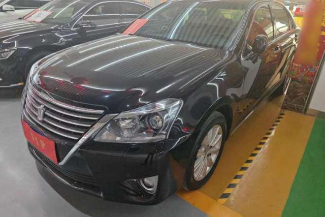 Used Toyota Crown 2012 2.5L Royal Leather Edition