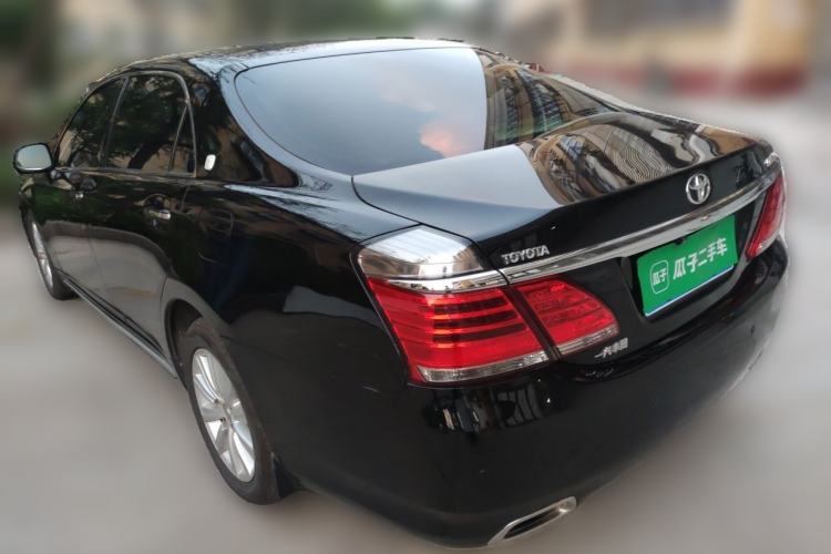 Used Toyota Crown 2012 2.5L Royal Leather Edition Rear Left 45 Deg