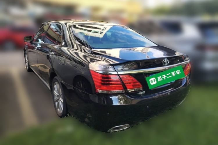 Used Toyota Crown 2012 2.5L Royal Leather Edition Rear Left 45 Deg