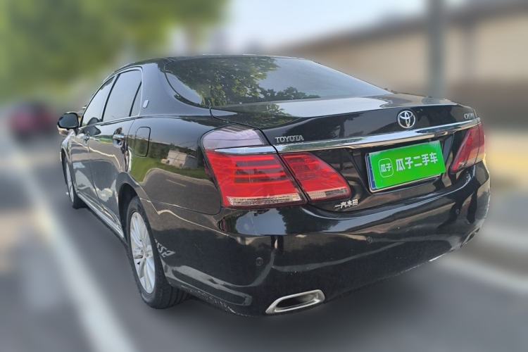 Used Toyota Crown 2012 2.5L Royal Leather Edition Rear Left 45 Deg