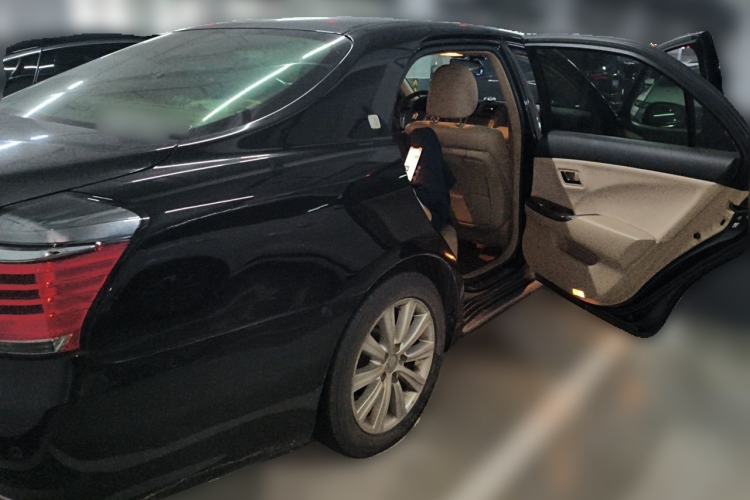 Used Toyota Crown 2012 2.5L Royal Comfort Edition Rear Right 45 Deg
