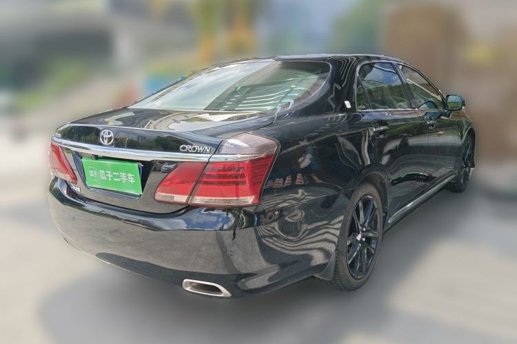Used Toyota Crown 2012 2.5L Royal Leather Edition Rear Right 45 Deg