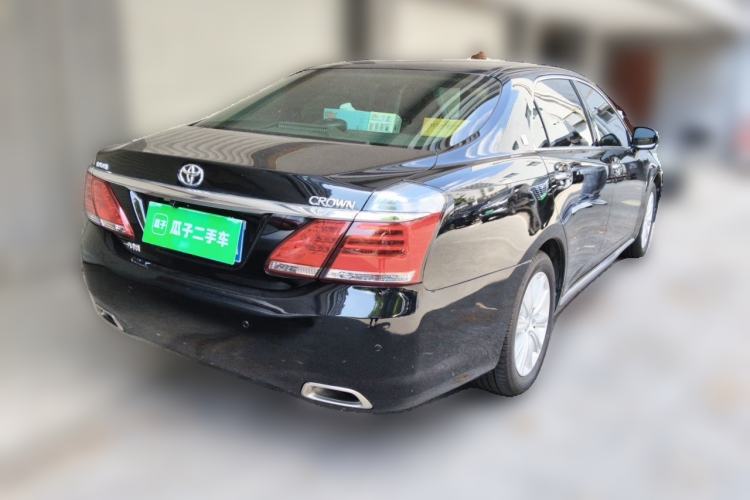 Used Toyota Crown 2012 2.5L Royal Leather Edition Rear Right 45 Deg