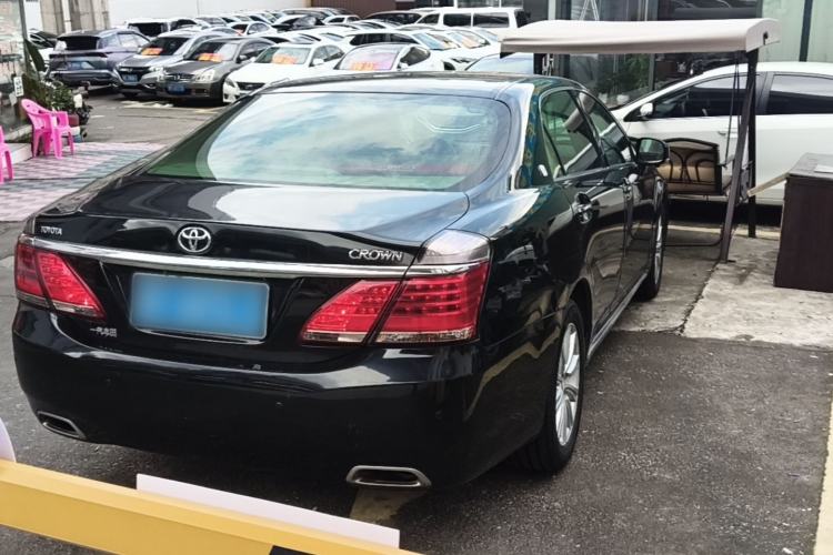 Used Toyota Crown 2012 2.5L Royal Leather Edition Rear Right 45 Deg