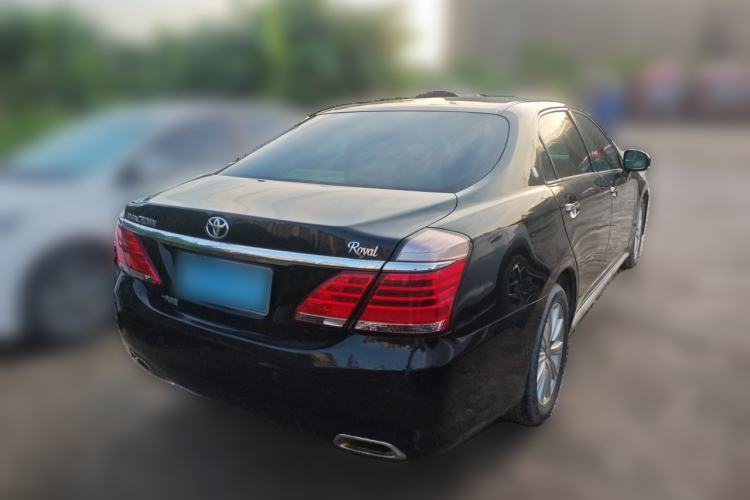 Used Toyota Crown 2012 2.5L Royal Leather Edition Rear Right 45 Deg