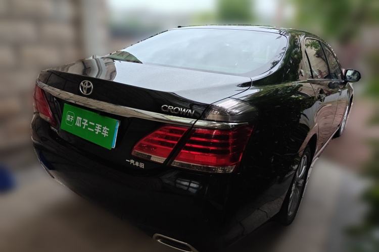 Used Toyota Crown 2012 2.5L Royal Navigation Edition Rear Right 45 Deg
