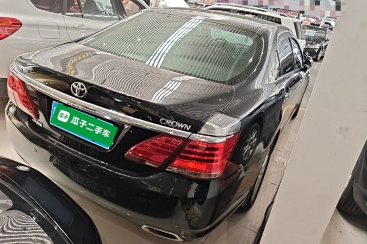Used Toyota Crown 2012 2.5L Royal Leather Edition Rear Right 45 Deg