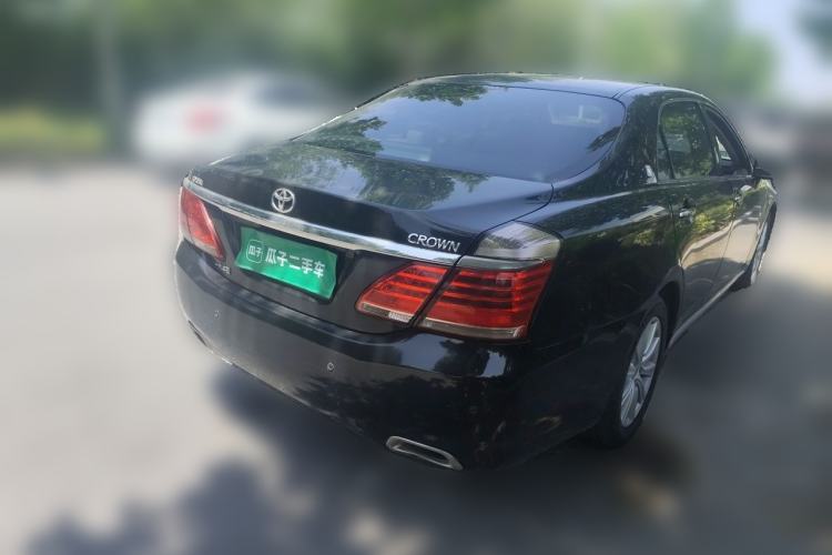 Used Toyota Crown 2012 2.5L Royal Navigation Edition Rear Right 45 Deg