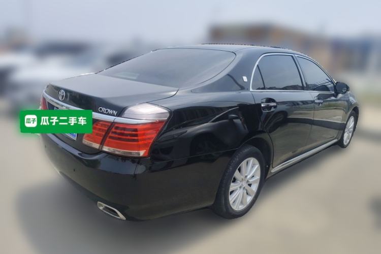 Used Toyota Crown 2012 2.5L Royal Leather Edition Rear Right 45 Deg