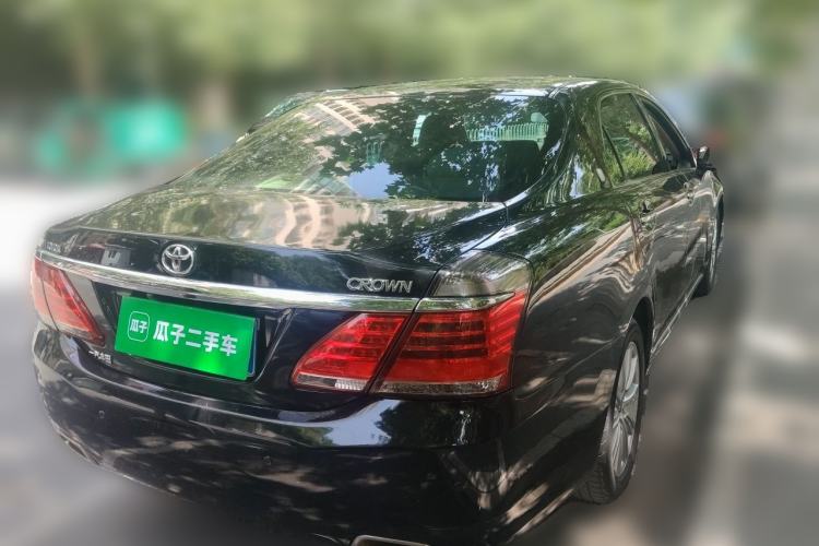 Used Toyota Crown 2012 2.5L Royal Leather Edition Rear Right 45 Deg