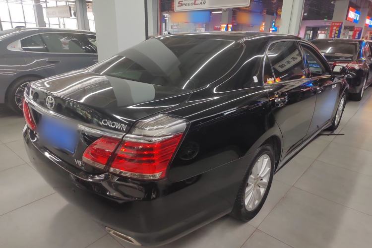 Used Toyota Crown 2012 2.5L Royal Leather Edition Rear Right 45 Deg