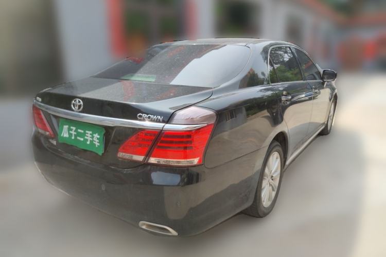 Used Toyota Crown 2012 2.5L Royal Leather Edition Rear Right 45 Deg
