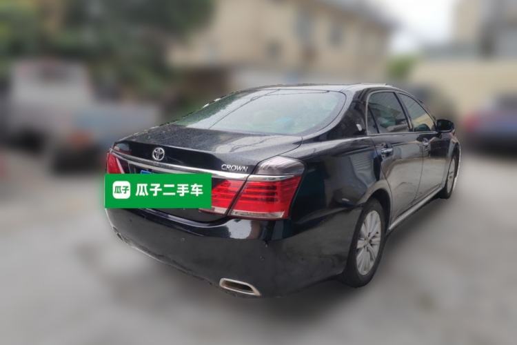Used Toyota Crown 2012 2.5L Royal Leather Edition Rear Right 45 Deg