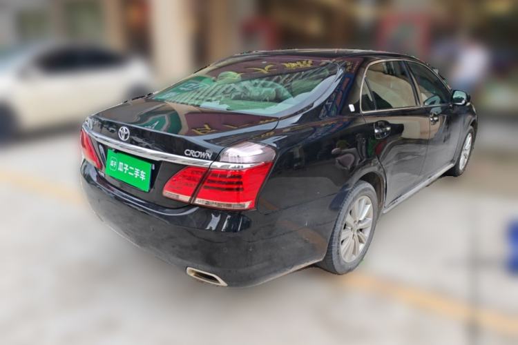 Used Toyota Crown 2012 2.5L Royal Leather Edition Rear Right 45 Deg