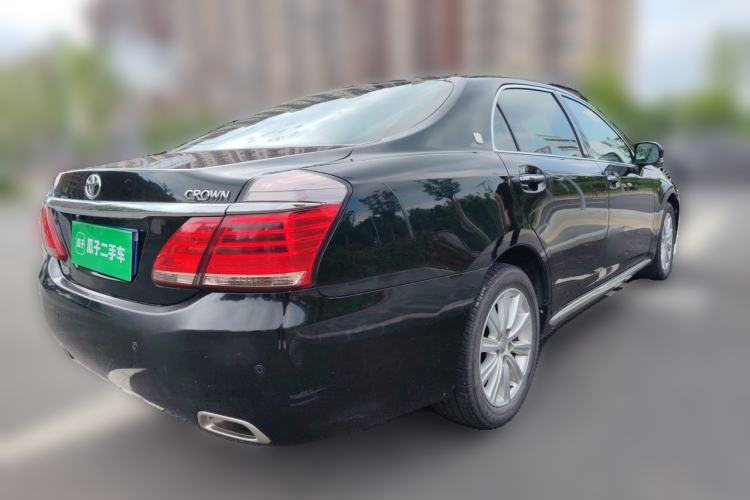 Used Toyota Crown 2012 2.5L Royal Leather Edition Rear Right 45 Deg