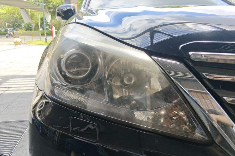 Used Toyota Crown 2012 2.5L Royal Leather Edition Right Front Headlight