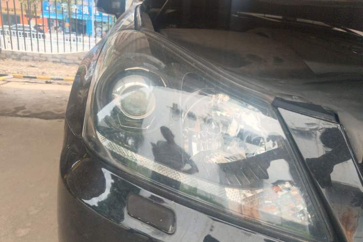 Used Toyota Crown 2012 2.5L Royal Right Front Headlight