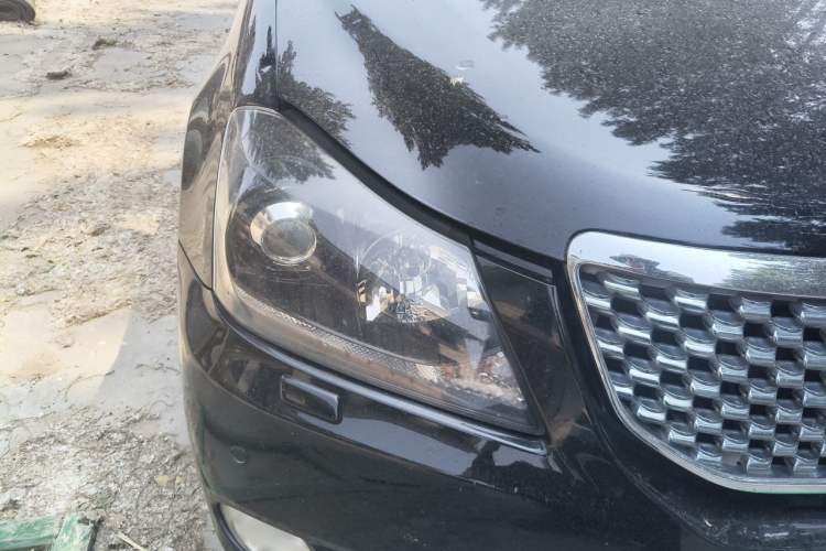 Used Toyota Crown 2012 2.5L Royal Leather Edition Right Front Headlight