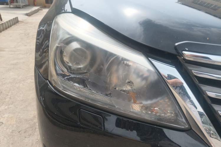 Used Toyota Crown 2012 2.5L Royal Leather Edition Right Front Headlight