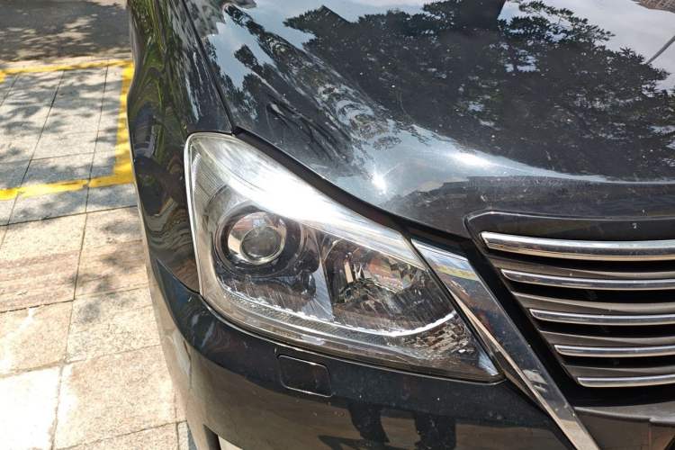Used Toyota Crown 2012 2.5L Royal Leather Edition Right Front Headlight