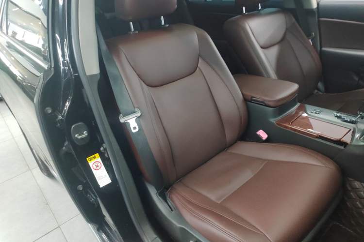 Used Toyota Crown 2012 2.5L Royal Leather Edition Right Front Seat