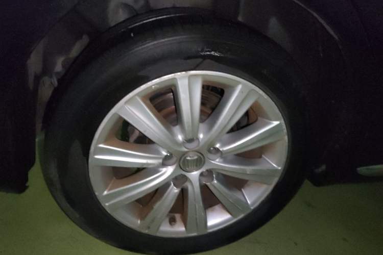 Used Toyota Crown 2012 2.5L Royal Leather Edition Right Front Wheel Hub