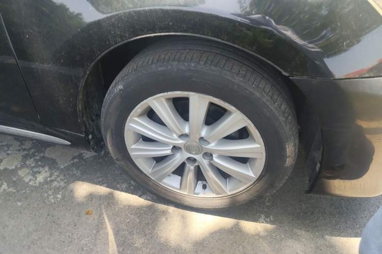 Used Toyota Crown 2012 2.5L Royal Navigation Edition Right Front Wheel Hub