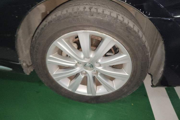 Used Toyota Crown 2012 2.5L Royal Leather Edition Right Front Wheel Hub