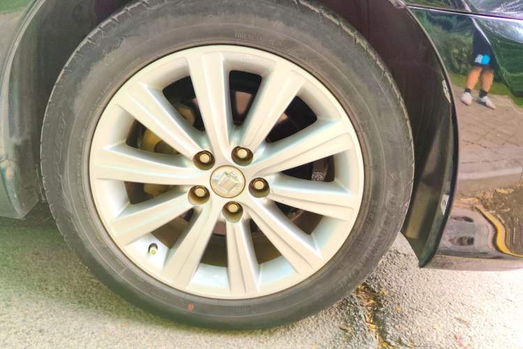 Used Toyota Crown 2012 2.5L Royal Leather Edition Right Front Wheel Hub