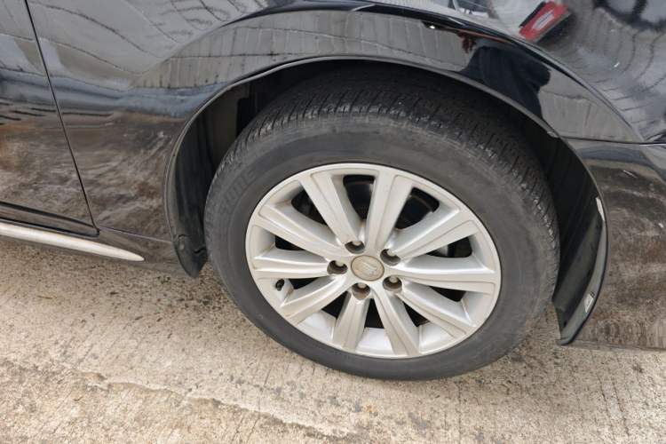 Used Toyota Crown 2012 2.5L Royal Leather Edition Right Front Wheel Hub